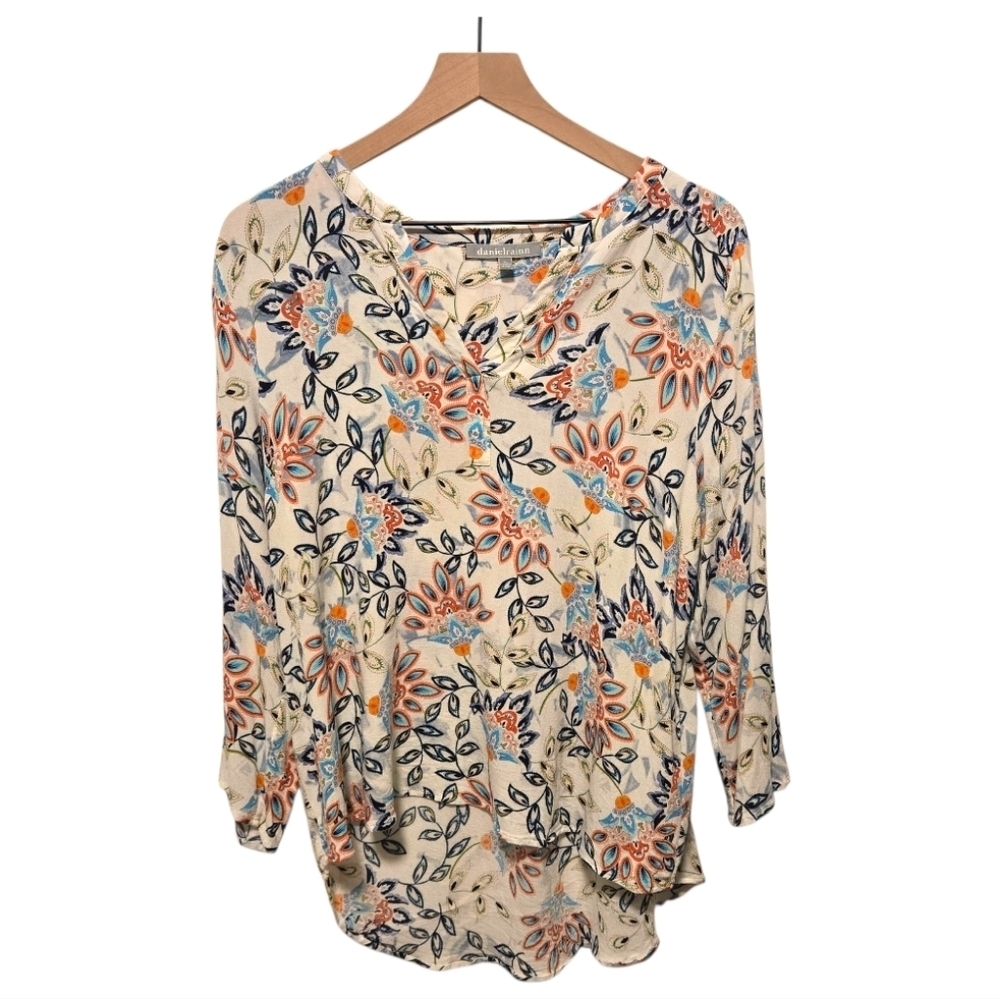 Daniel Rainn Koda Split Neck White Floral Blouse Size XL